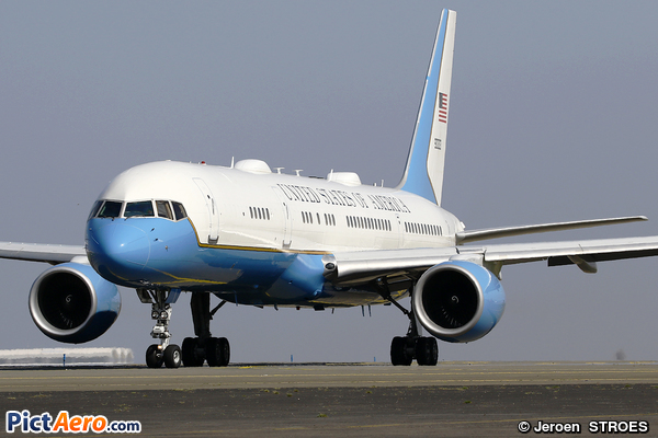 Boeing C-32A (757-2G4) (United States - US Air Force (USAF))
