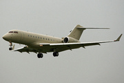 Bombardier BD-700-1A10 Global Express (CS-EAM)