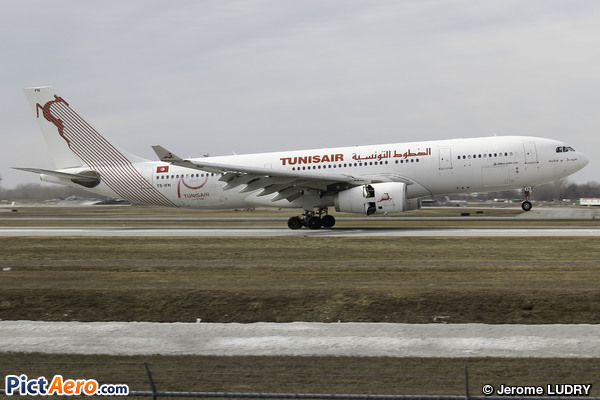 Airbus A330-243 (Tunisair)