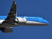 Embraer E195-E2 (ERJ-190-400 STD) (PH-NXB)
