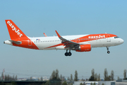 Airbus A320-214 (OE-IVD)
