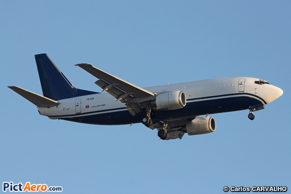 Boeing 737-3G7/F (Express Air Cargo)