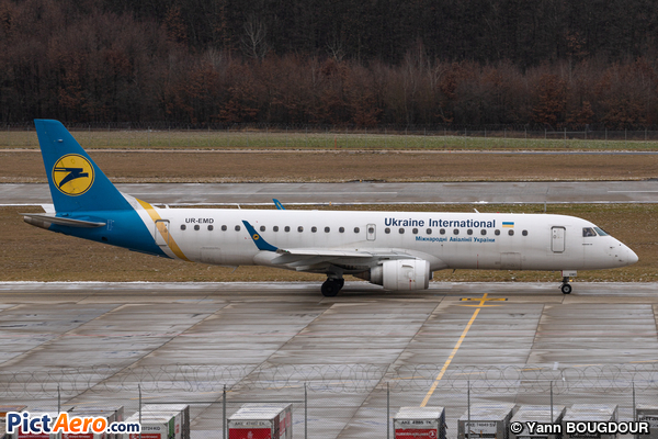 Embraer ERJ-190LR (ERJ-190-100LR) (Ukraine International Airlines)