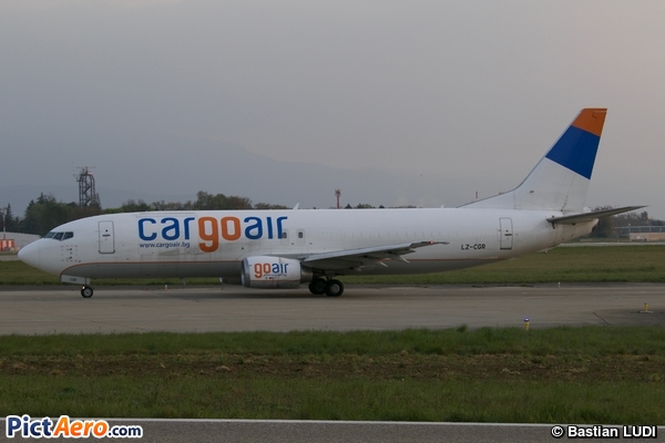 Boeing 737-448/SF (Cargoair)