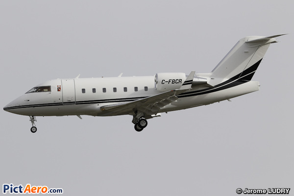 Bombardier CL-600-2B16 Challenger 604 (Execaire)