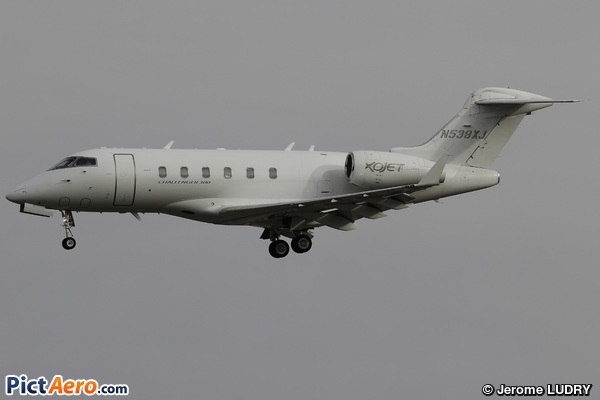 Bombardier BD-100-1A10 Challenger 300 (Xojet Inc.)