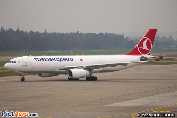 Airbus A330-243F (Turkish Airlines)