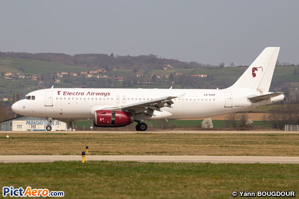 Airbus A320-231 (Electra Airways)