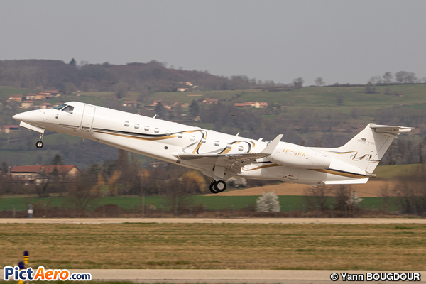 Embraer ERJ-135BJ Legacy 650 (Private / Privé)