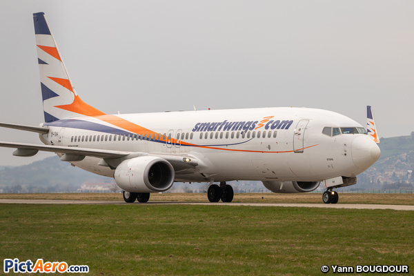 Boeing 737-8Q8/WL (SmartWings)