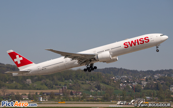 Boeing 777-3DE/ER (Swiss International Air Lines)