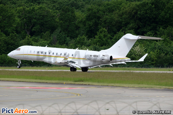 Bombardier BD-700-1A10 Global 6000 (Ardagh Packaging UK)