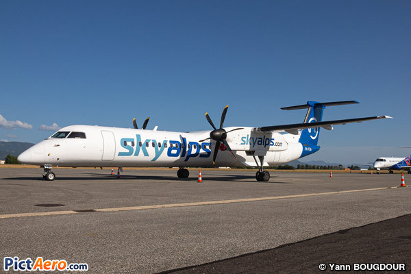Bombardier Dash 8-Q402 (Sky Alps)