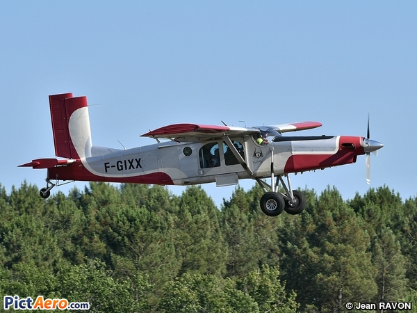 Pilatus PC-6/B2-H2 (BTNB SARL / OSEO Financement)