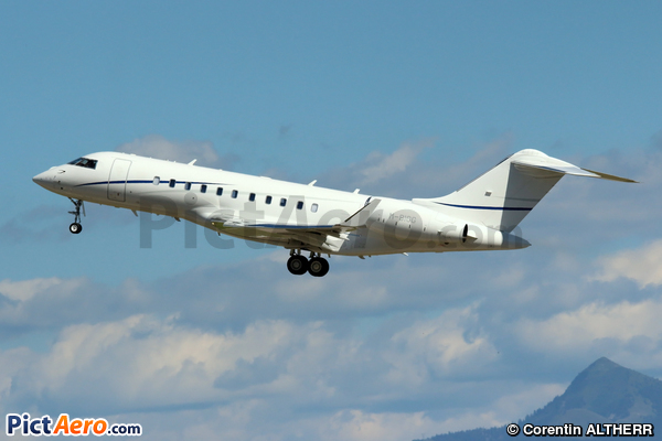 Bombardier BD-700-1A11 Global 5000 (The World is Yours Ltd.)