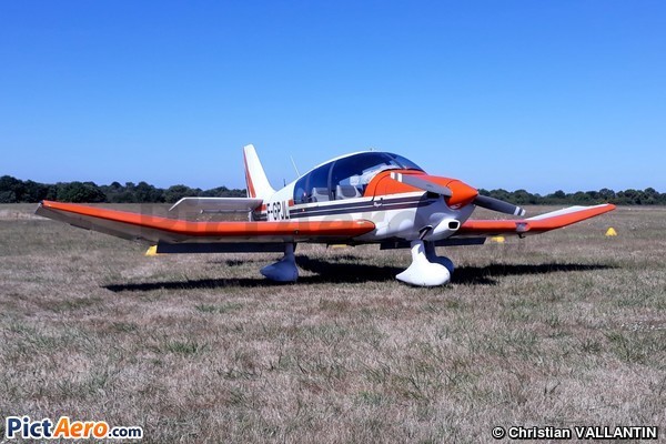 Robin DR 400-180 (Association aéronautique du Nivernais)