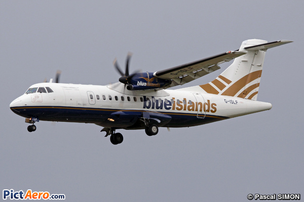 ATR 42-500 (Blue Islands)