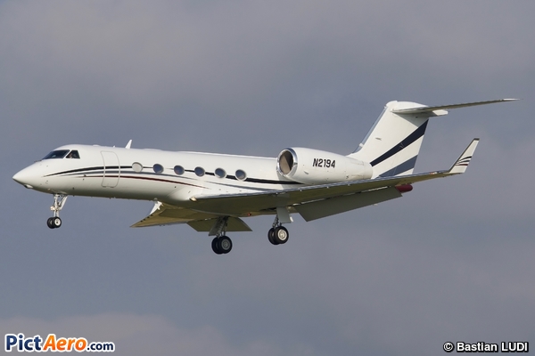 Gulfstream Aerospace G-IV-X Gulfstream G450 (Richmor Aviation)