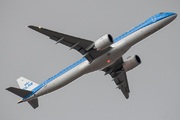 Embraer E195-E2 (ERJ-190-400 STD) (PH-NXJ)