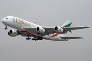 Airbus A380-861 (A6-EDS)