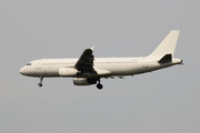 Airbus A320-232 (YL-LDD)