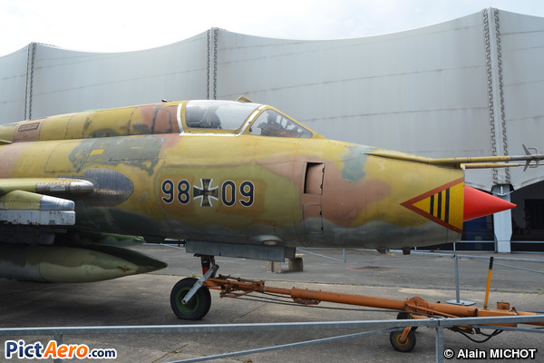 Mikoyan-Gurevich MiG-21F-13 Fishbed C (Musée de l'Air et de l'Espace du Bourget)