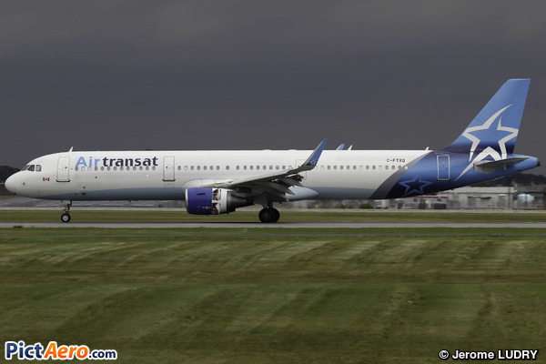 Airbus 321-211/WL (Air Transat)