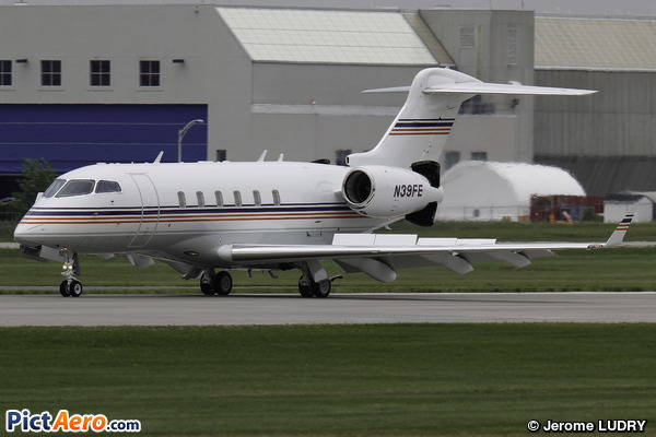 Bombardier BD-100-1A10 Challenger 300 (FEDERAL EXPRESS LEASING CORP)