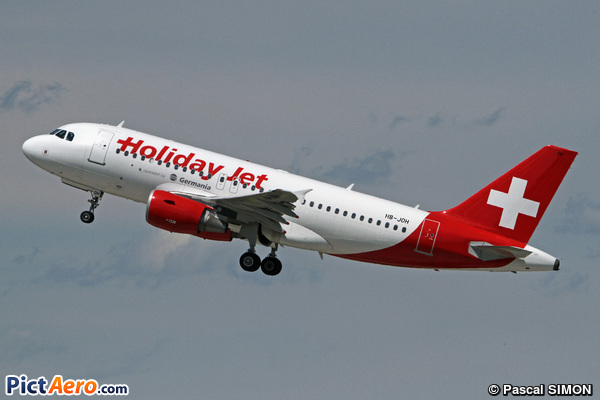 Airbus A319-112 (Holiday Jet)