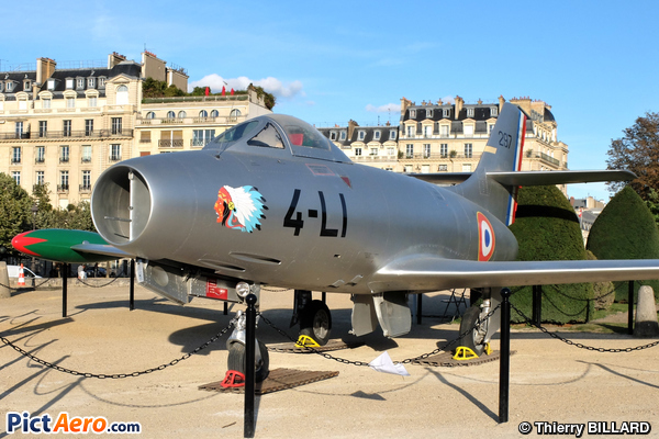 Dassault MD-450  Ouragan (France - Air Force)