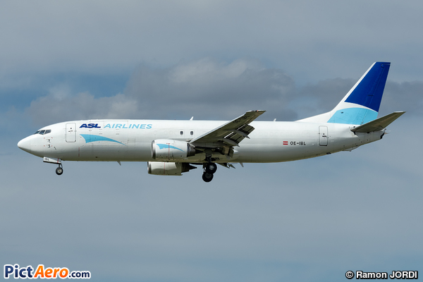 Boeing 737-490/SF (ASL Airlines Belgium)