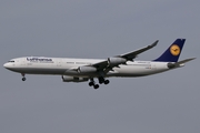 Airbus A340-313X (D-AIFC)