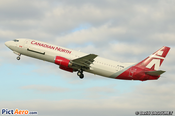 Boeing 737-406C (Canadian North)