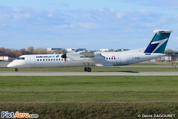 Bombardier Dash 8-Q402 (WestJet Encore)