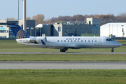 Bombardier CRJ-200LR (N881AS)