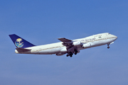 Boeing 747-168B (HZ-AIE)