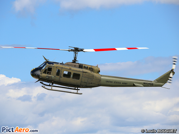 Bell UH-1H Iroquois (Private / Privé)