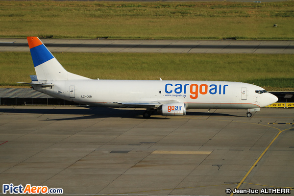 Boeing 737-448/SF (Cargoair)