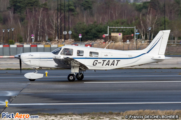 Piper PA-32-301FT 6X (Private / Privé)