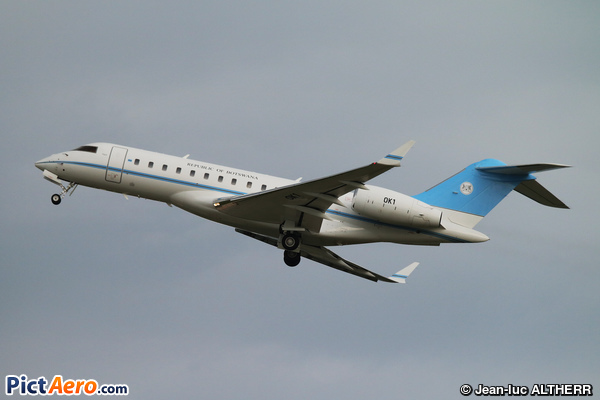 Bombardier BD-700-1A10 Global Express/Global 5000 XRS (Botswana - Defence Force)