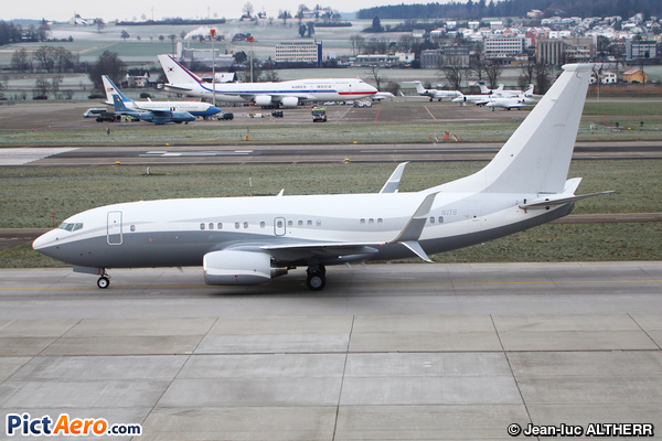 Boeing 737-7JY (First Virtual Aviation)