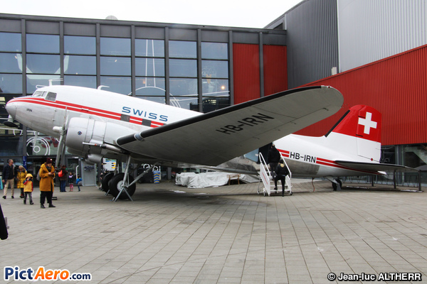 Douglas C-47B-35-DK (Swissair)