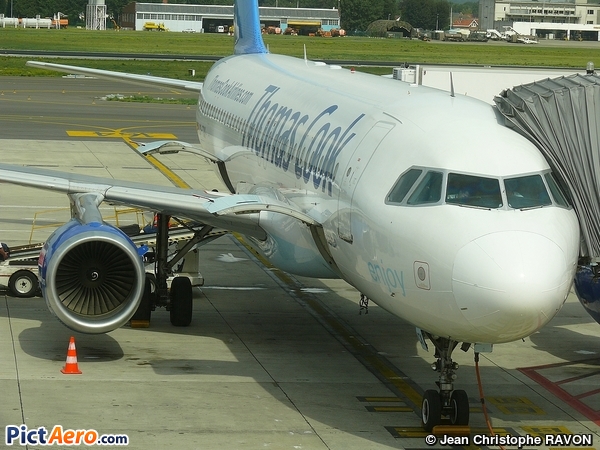 Airbus A320-212 (Thomas Cook Airlines)