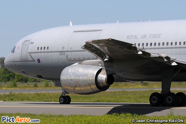 Comments on the picture Lockheed L-1011-385-3 TriStar KC1
