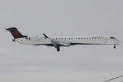 Bombardier CRJ-900ER (N676CA)