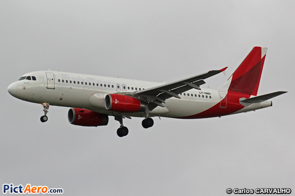 Airbus A320-233 (Heston Airlines)