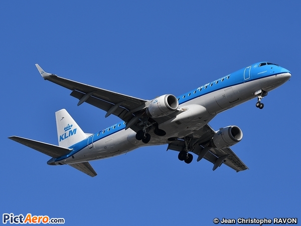 Embraer ERJ-190-100STD 190STD  (KLM Cityhopper)