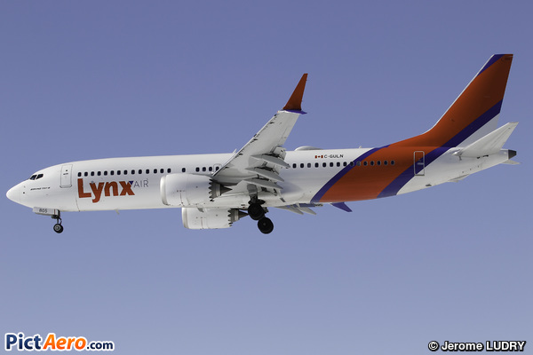 Boeing 737-8 Max (Lynx Air)