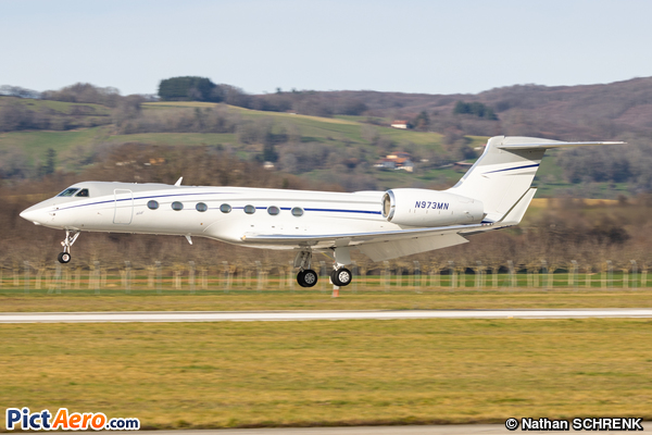 Gulfstream Aerospace G-550 (G-V-SP) (STAjets)