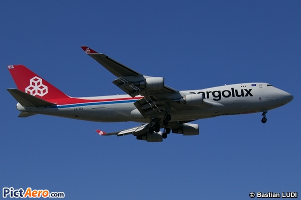 Boeing B747-4HQ/ERF (Cargolux Airlines International)